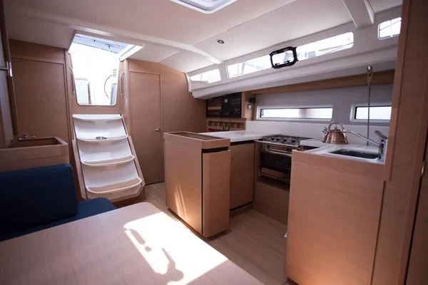 Sun Odyssey 440 - Boatscribe.com