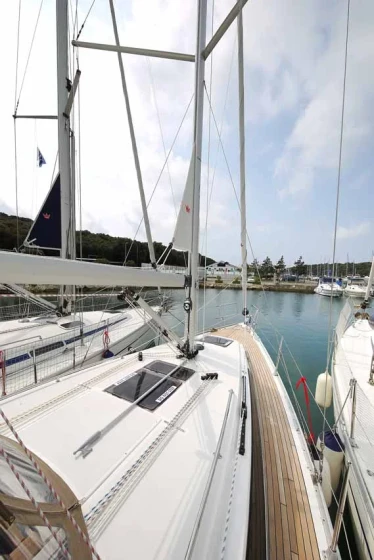 Bavaria 34 Cruiser - Boatscribe.com