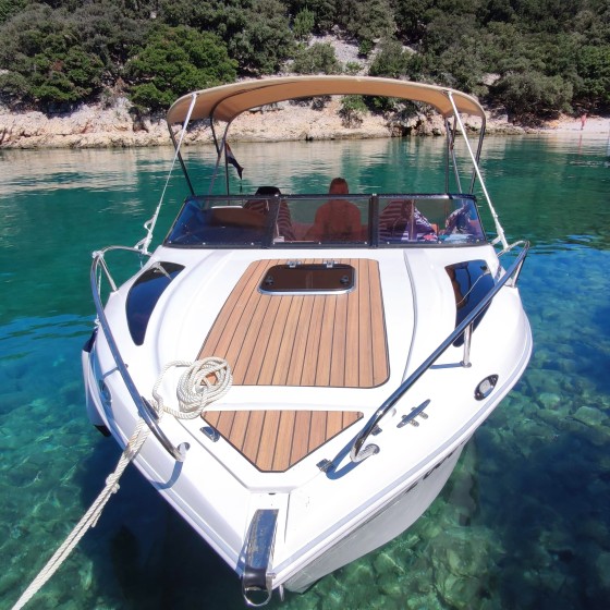 Barracuda 585 - Boatscribe.com