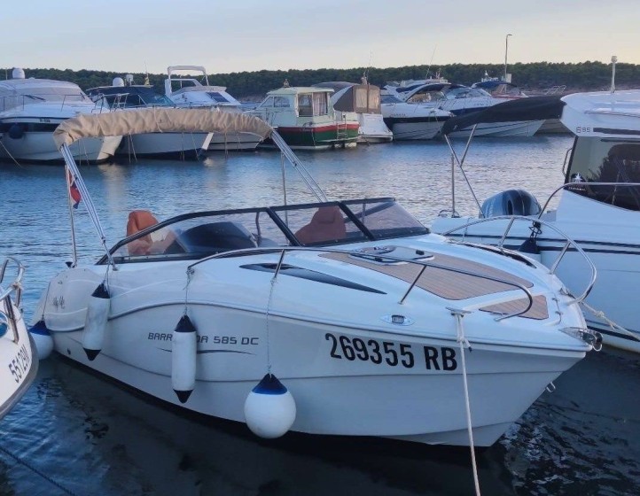 Barracuda 585 - Boatscribe.com