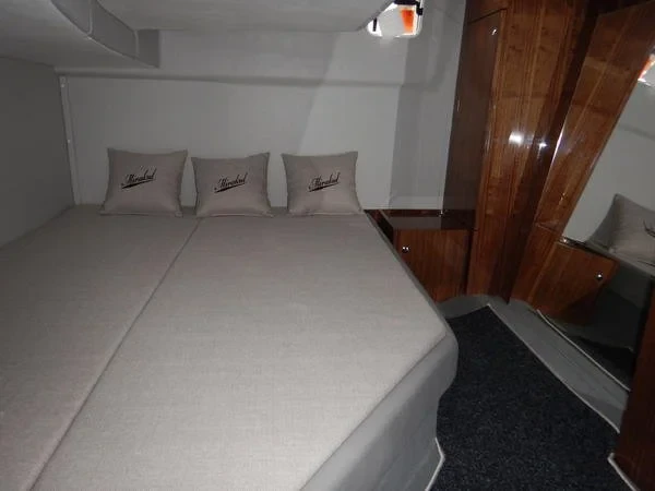 Mirakul 40 - Boatscribe.com