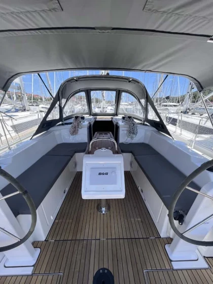 Bavaria C38 - Boatscribe.com