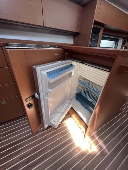 Bavaria C38 - Boatscribe.com