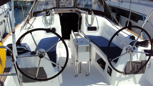 Sun Odyssey 349 - Boatscribe.com