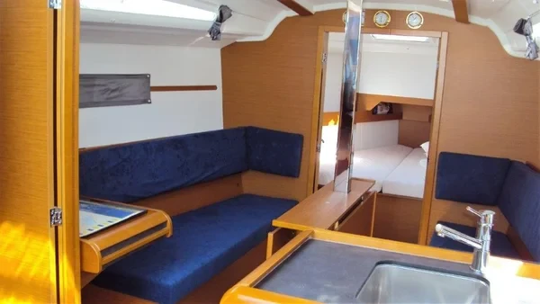 Sun Odyssey 349 - Boatscribe.com