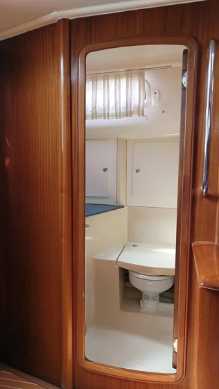 Bavaria 44 - Boatscribe.com