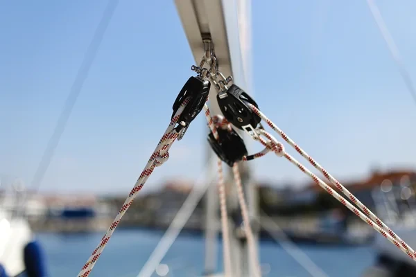 Bavaria 34 Cruiser - Boatscribe.com