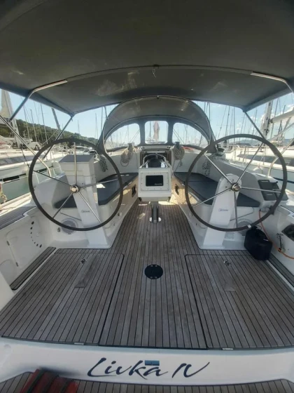 Bavaria 41 Cruiser - Boatscribe.com