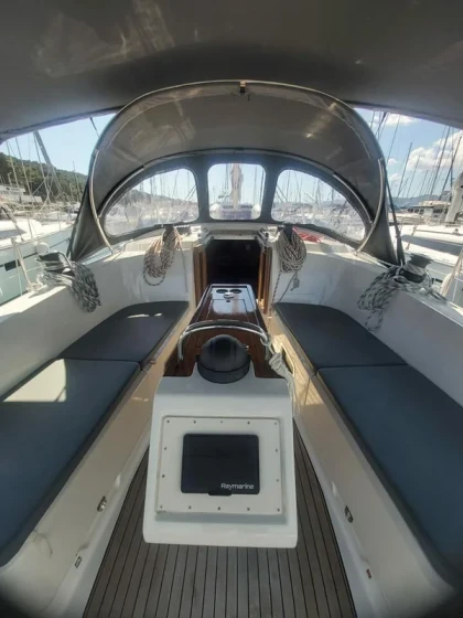 Bavaria 41 Cruiser - Boatscribe.com
