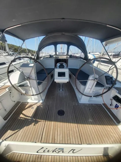 Bavaria 41 Cruiser - Boatscribe.com