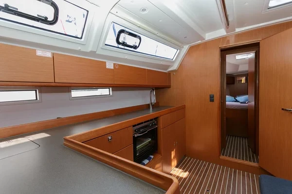 Bavaria 46 Cruiser - Boatscribe.com