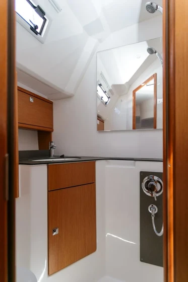 Bavaria 46 Cruiser - Boatscribe.com