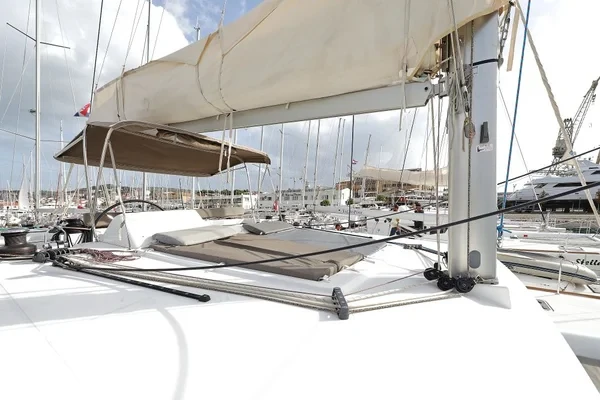 Lagoon 450 F - Boatscribe.com