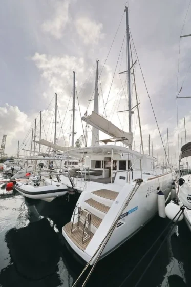 Lagoon 450 F - Boatscribe.com