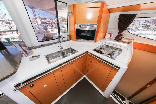 Lipari 41 - Boatscribe.com