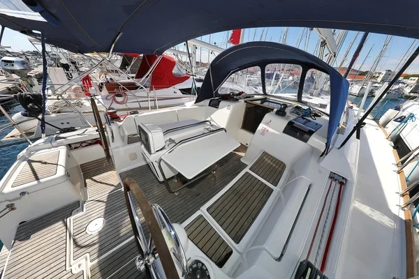 Sun Odyssey 439 - Boatscribe.com