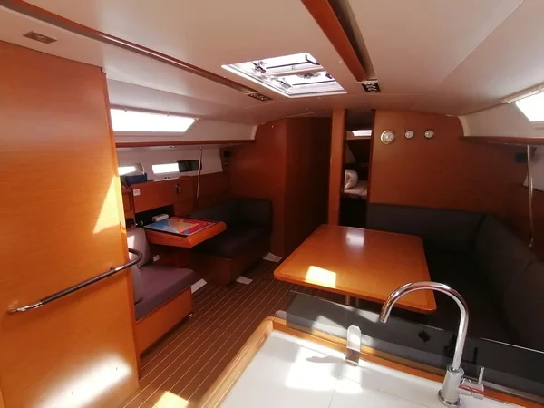 Sun Odyssey 439 - Boatscribe.com
