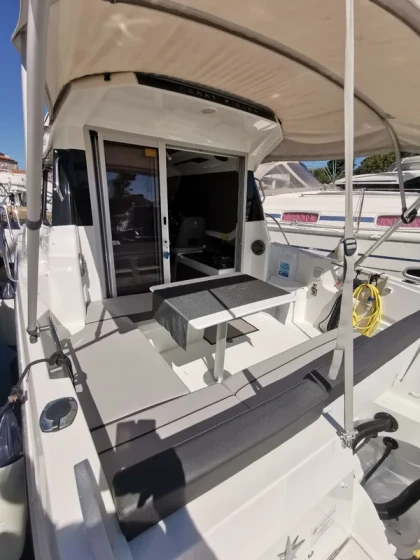 Merry Fisher 795 - Boatscribe.com