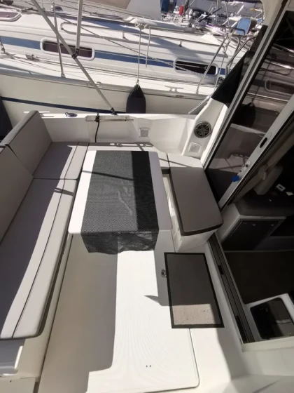 Merry Fisher 795 - Boatscribe.com