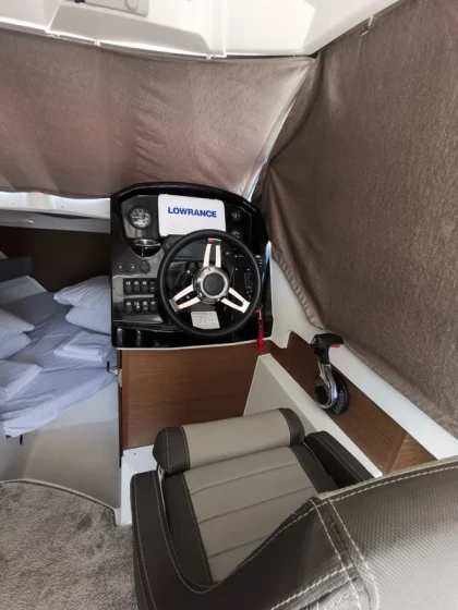 Merry Fisher 795 - Boatscribe.com