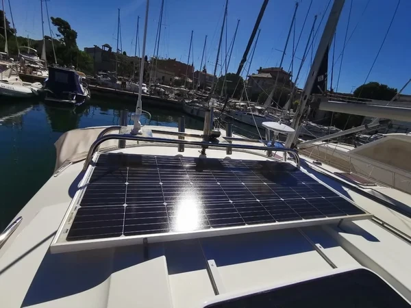 Merry Fisher 795 - Boatscribe.com