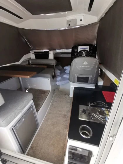 Merry Fisher 795 - Boatscribe.com