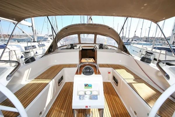 Bavaria 51 Cruiser - Boatscribe.com