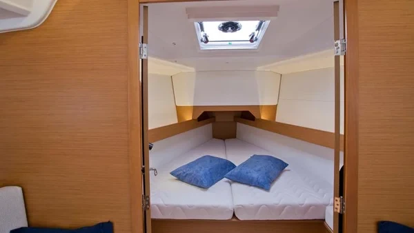 Sun Odyssey 349 - Boatscribe.com