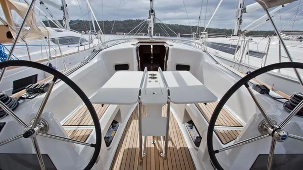 Sun Odyssey 349 - Boatscribe.com