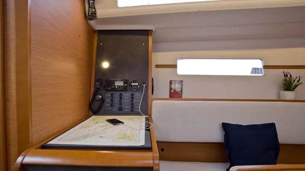 Sun Odyssey 349 - Boatscribe.com