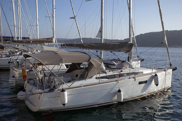 Sun Odyssey 349 - Boatscribe.com