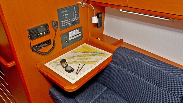 Bavaria 37 Cruiser - Boatscribe.com
