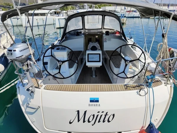 Bavaria 37 Cruiser - Boatscribe.com