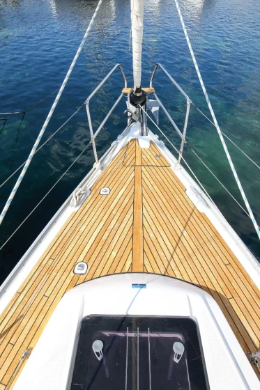 Bavaria 33 Cruiser - Boatscribe.com