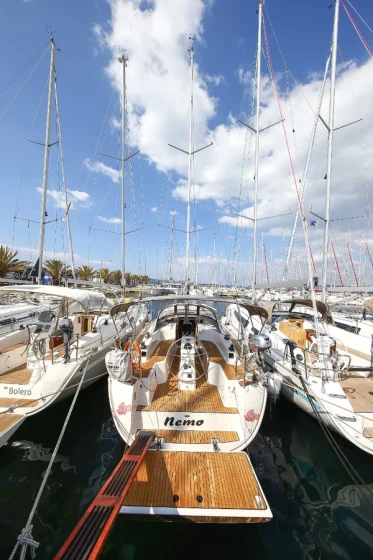 Bavaria 33 Cruiser - Boatscribe.com