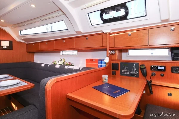 Bavaria 41 Cruiser - Boatscribe.com
