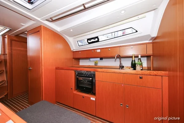 Bavaria 41 Cruiser - Boatscribe.com