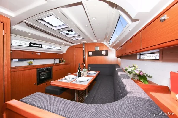 Bavaria 41 Cruiser - Boatscribe.com