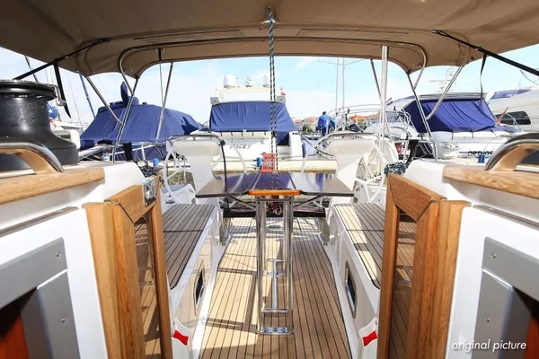 Bavaria 41 Cruiser - Boatscribe.com