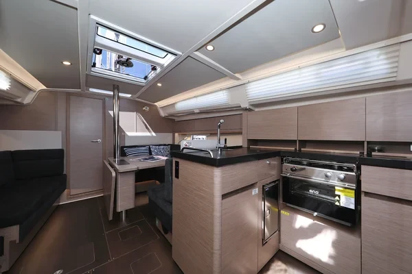 Hanse 388 - Boatscribe.com