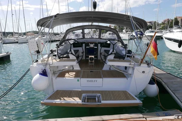 Hanse 388 - Boatscribe.com