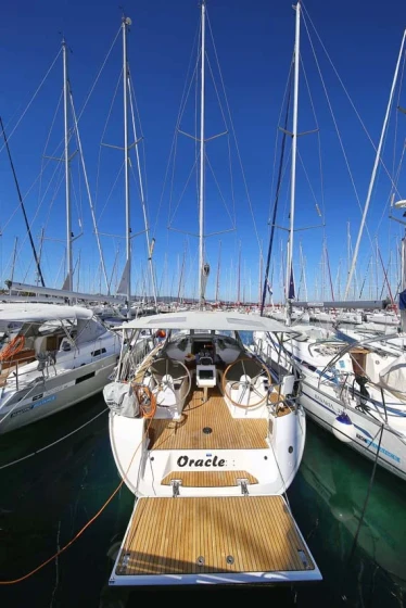 Bavaria 37 Cruiser - Boatscribe.com