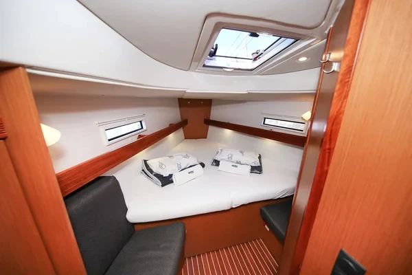 Bavaria 40 Cruiser - Boatscribe.com