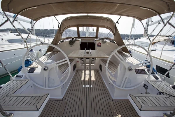 Elan 35 Impression - Boatscribe.com