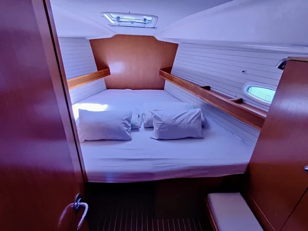 Bavaria 47 Cruiser - Boatscribe.com