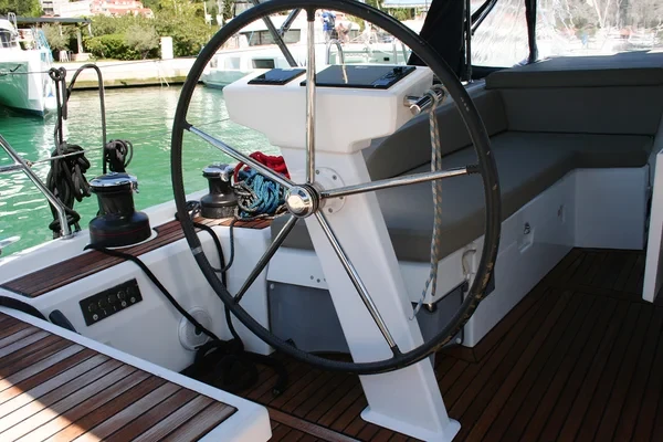 Oceanis 46.1 - Boatscribe.com