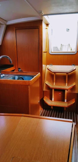 Bavaria 33 Cruiser - Boatscribe.com