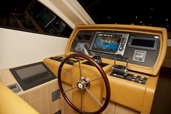 Abacus 78 Fly - Boatscribe.com