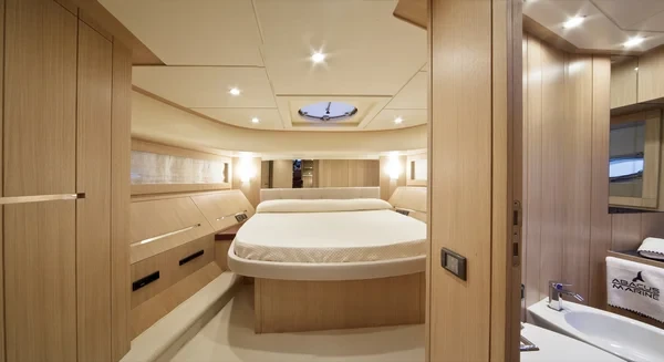 Abacus 78 Fly - Boatscribe.com