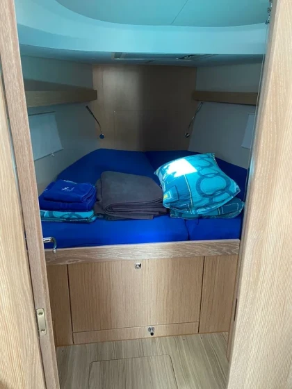 Bavaria 42 Cruiser - Boatscribe.com